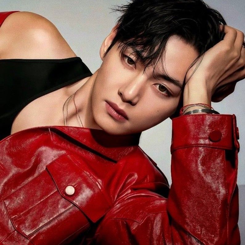 Behind-the-scenes cut of V (BTS)