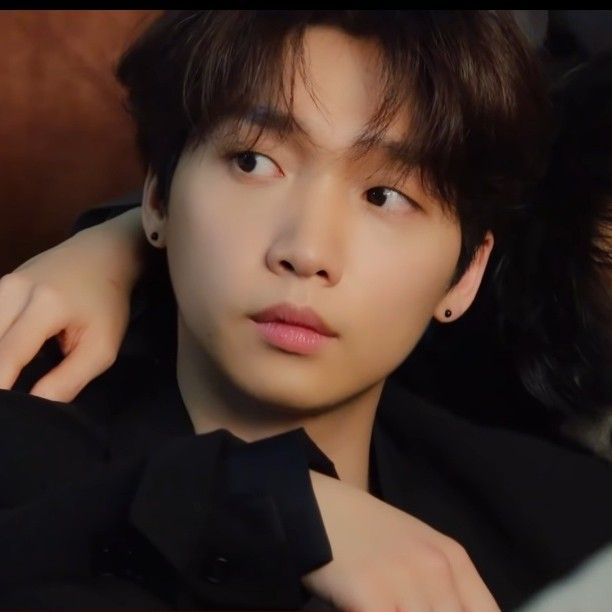 A moment captured by Jeong Sewoon's fan
