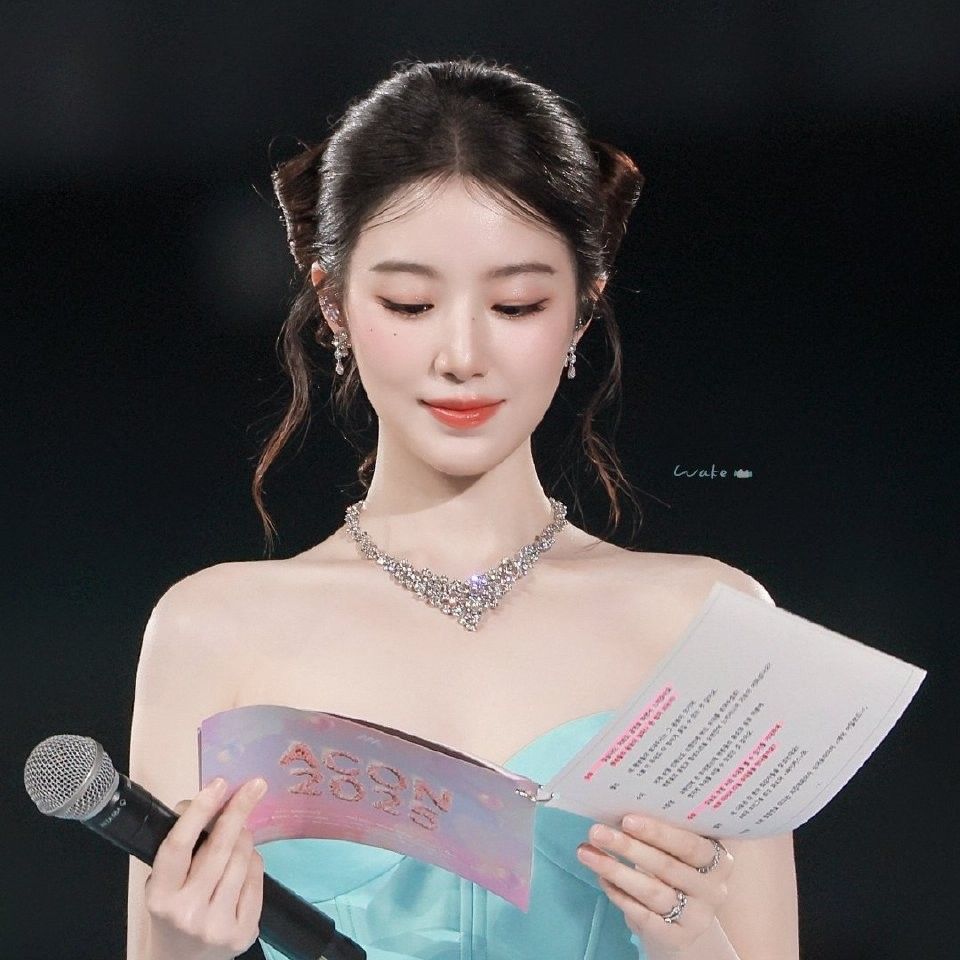 Behind-the-scenes cut of Shuhua (i-dle)