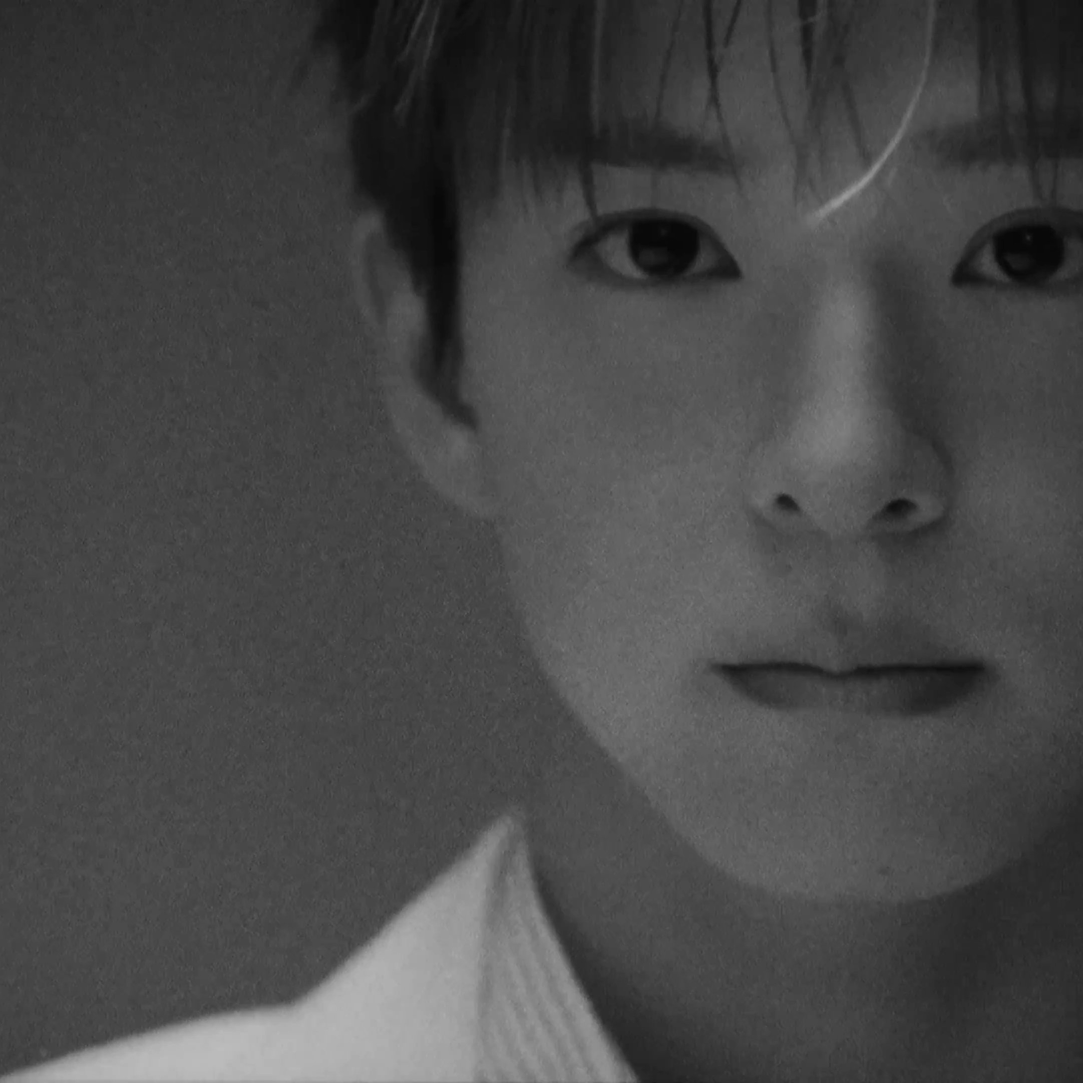 Behind-the-scenes cut of Asahi (TREASURE)