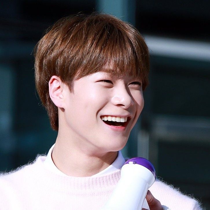 A moment captured by Moonbin (ASTRO)'s fan