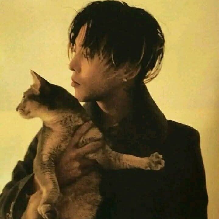 Momen yang diabadikan oleh penggemar G-DRAGON (BIGBANG)