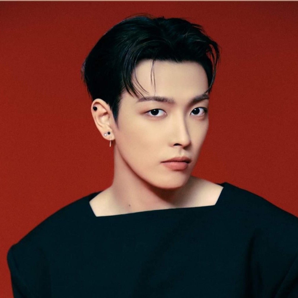 Recent activity shot of Hongjoong (ATEEZ)
