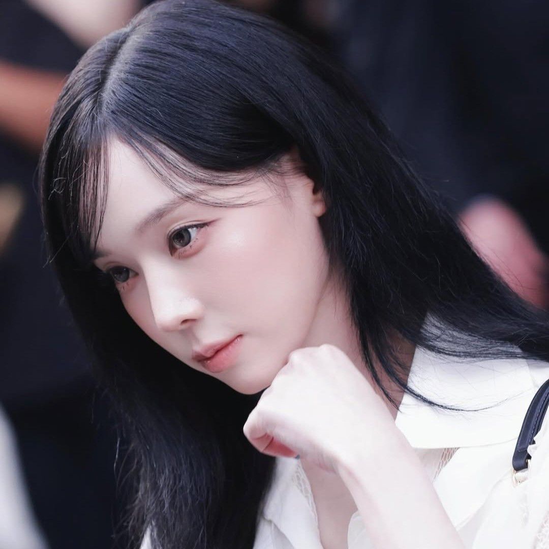 Foto terbaru Winter (aespa)
