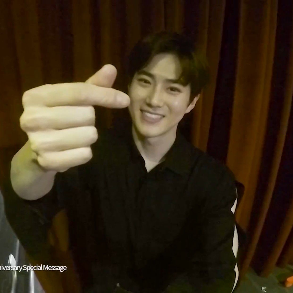 Behind-the-scenes cut of Suho (EXO)