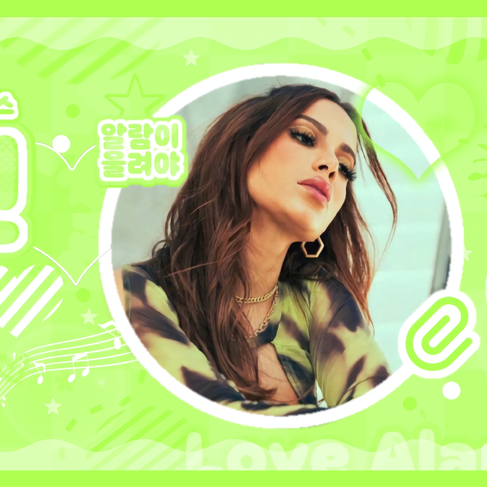 A moment captured by Anitta's fan