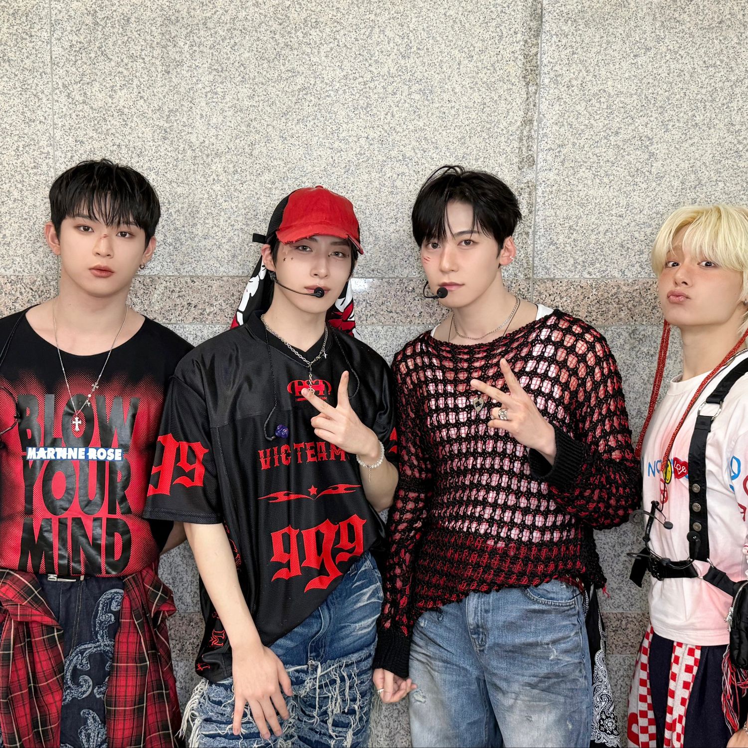 Behind-the-scenes cut of LEE DO (ONEUS)