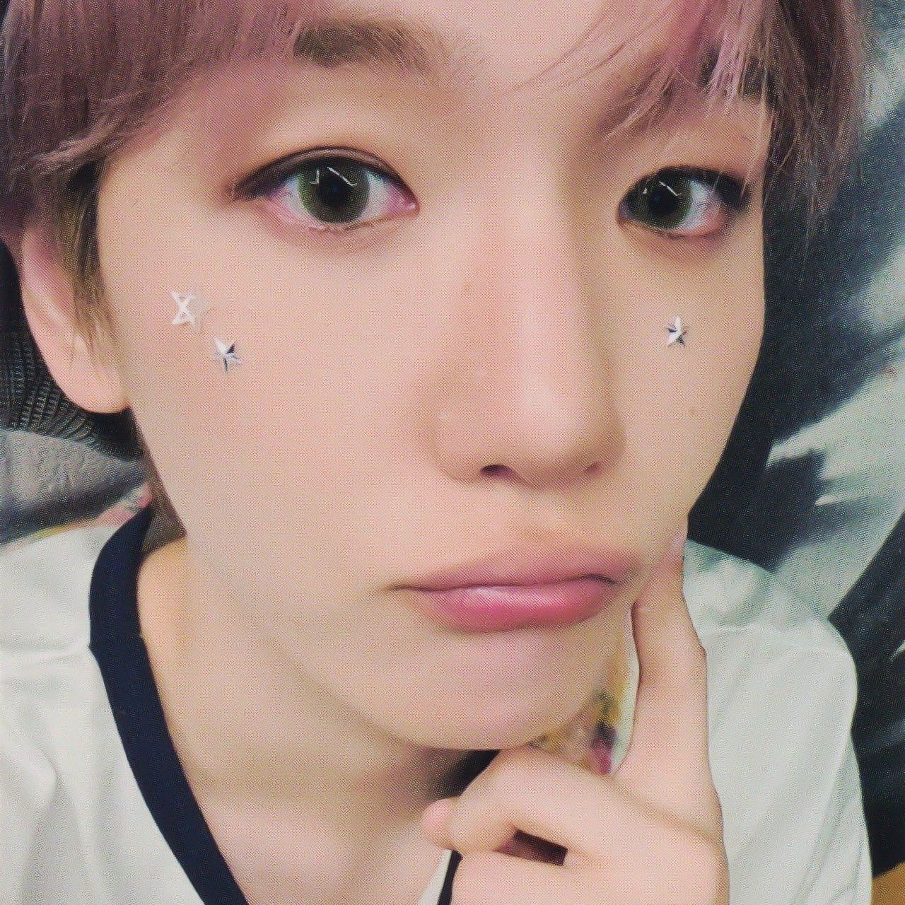 백현 (EXO) 최근 활동샷