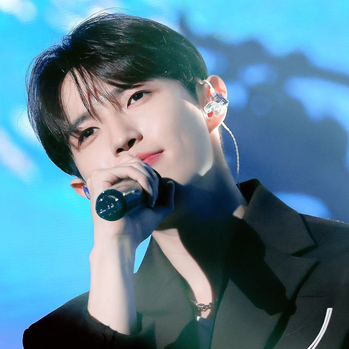 Recent activity shot of Kim Jaehwan