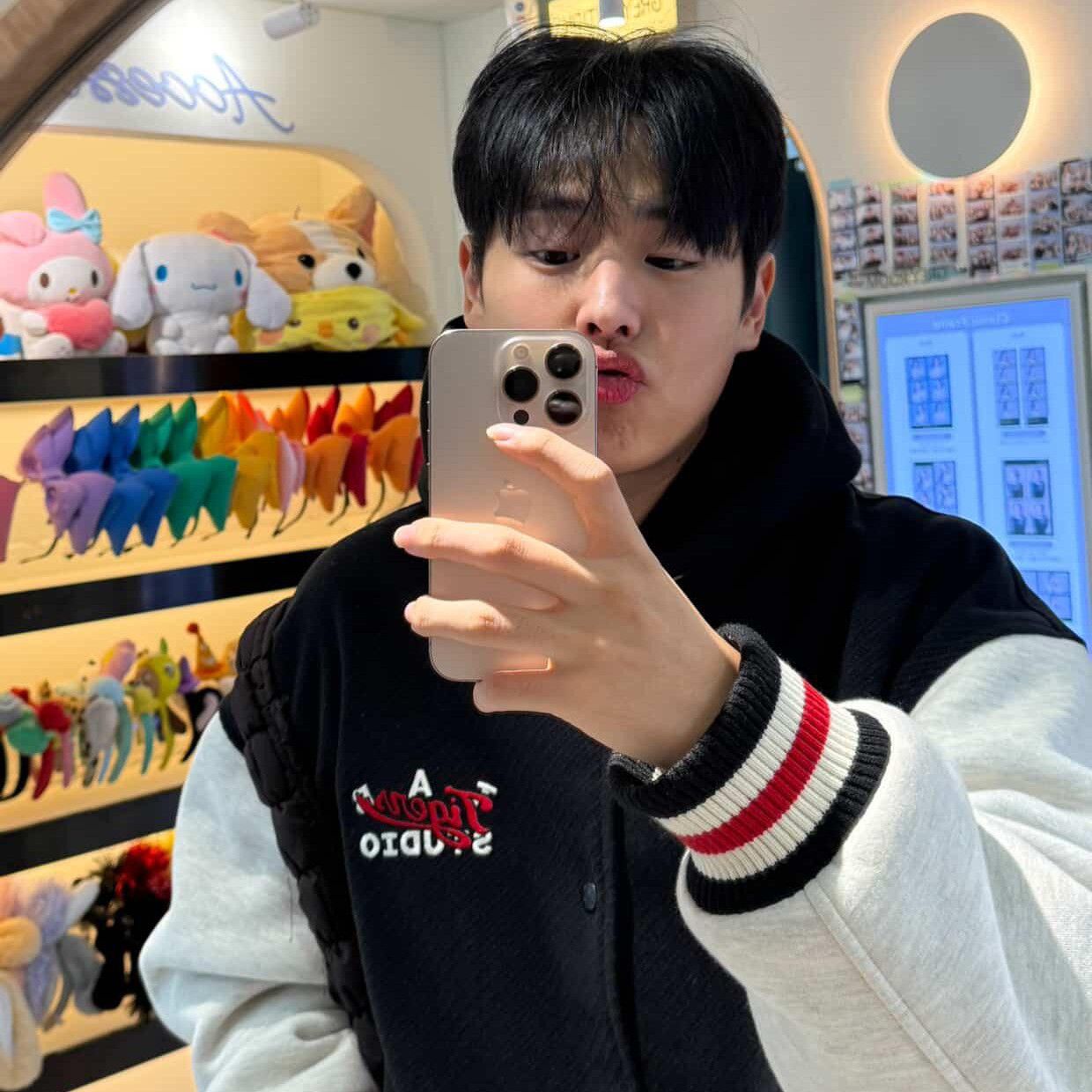 Behind-the-scenes cut of Choi Byungchan