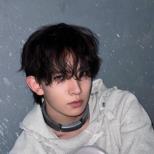 Foto terbaru Heeseung (ENHYPEN)