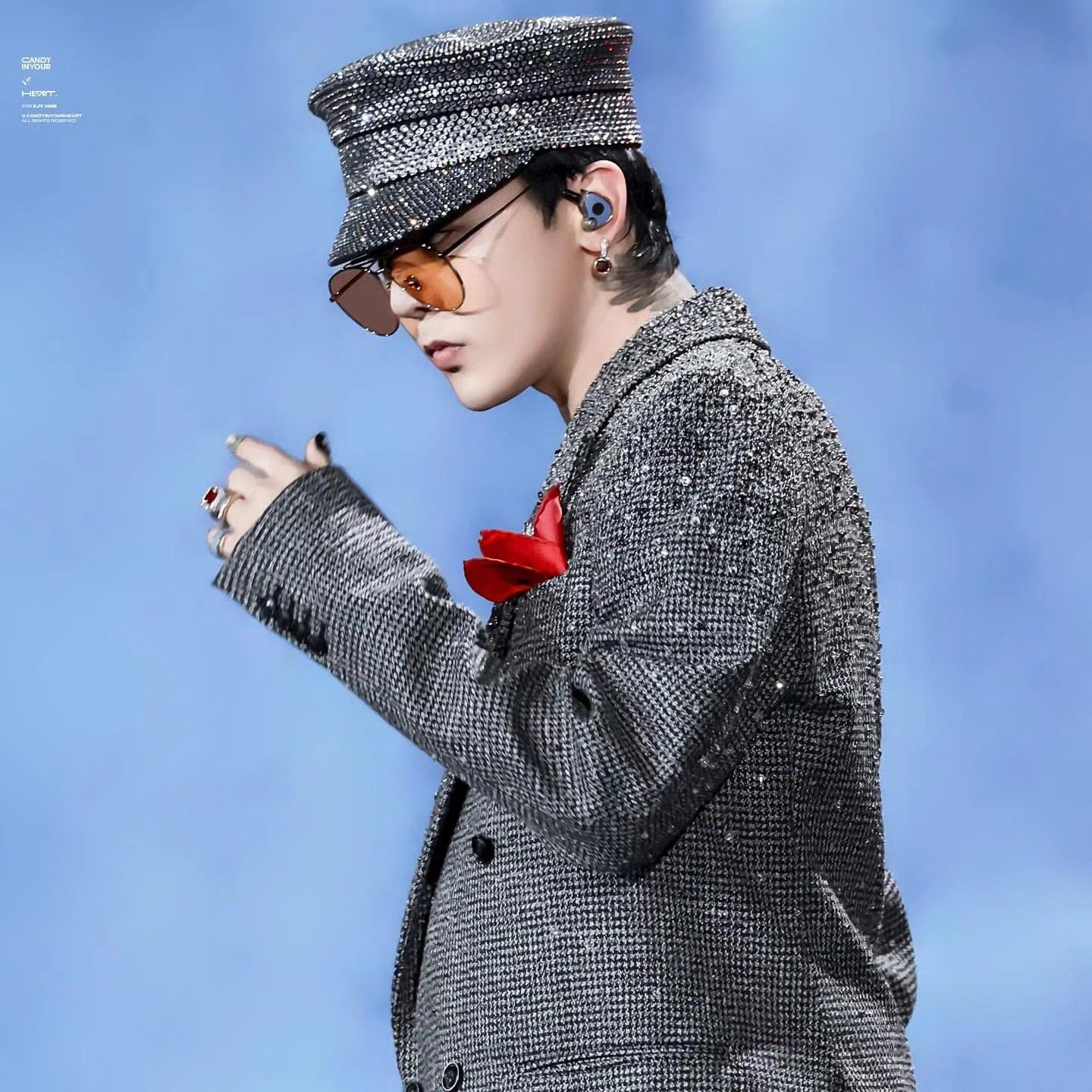 A moment captured by G-DRAGON (BIGBANG)'s fan