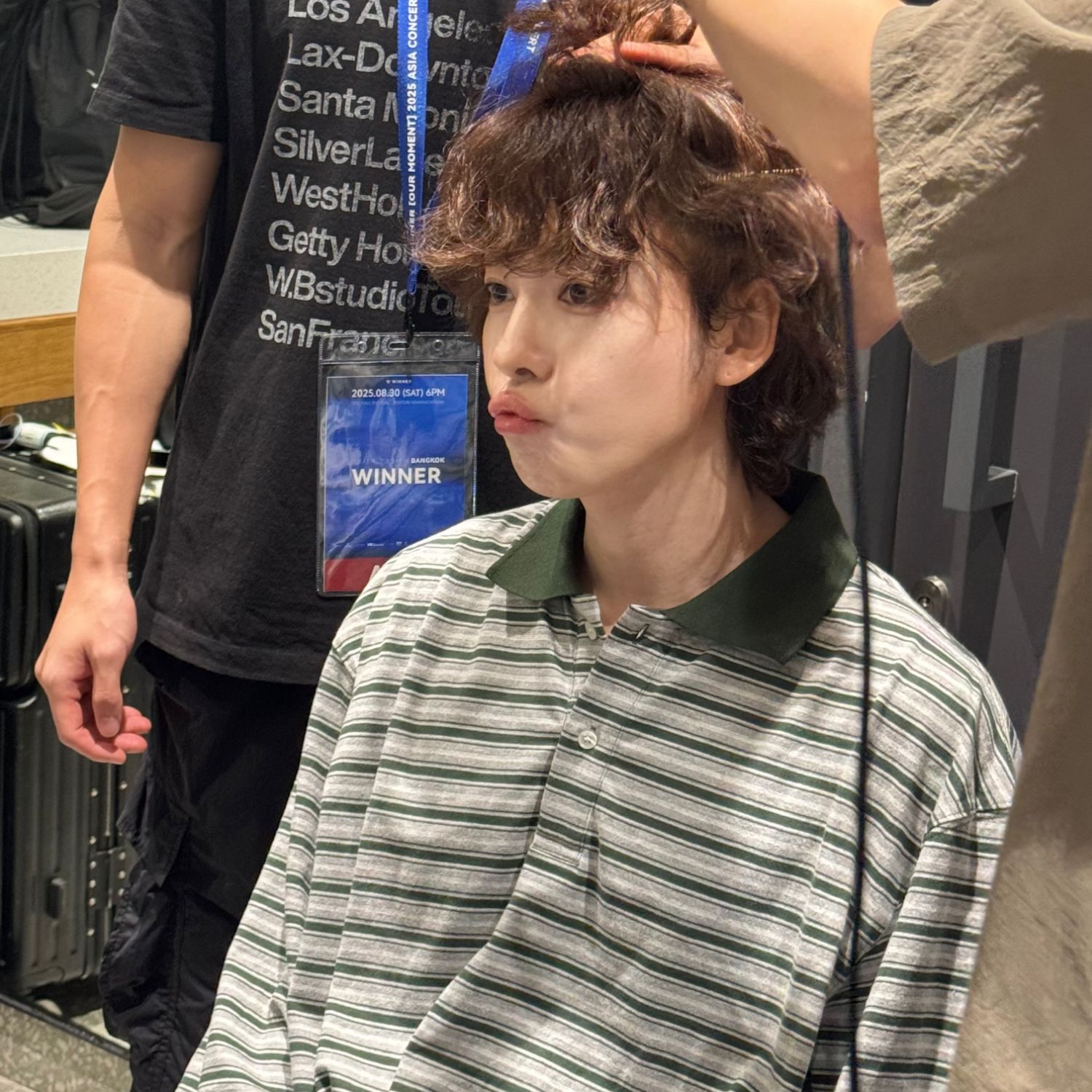 Behind-the-scenes cut of Jinwoo (WINNER)