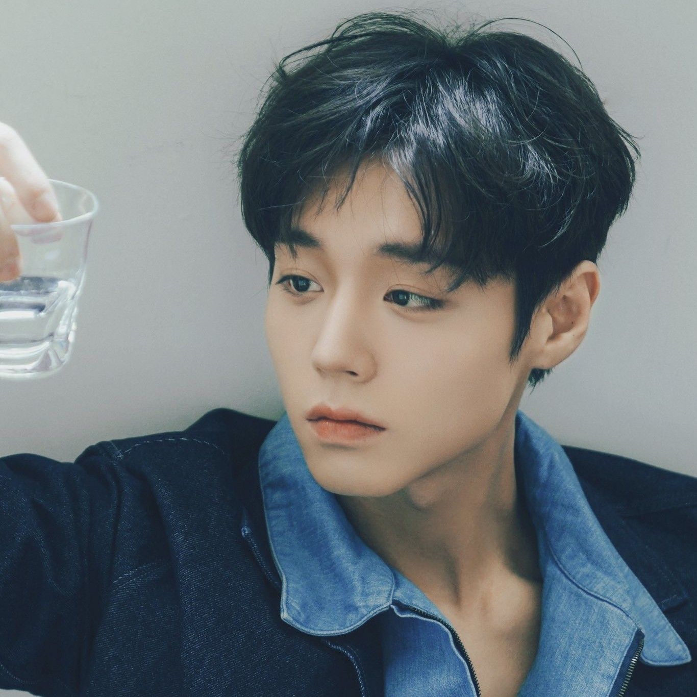 A moment captured by Park Jihoon's fan