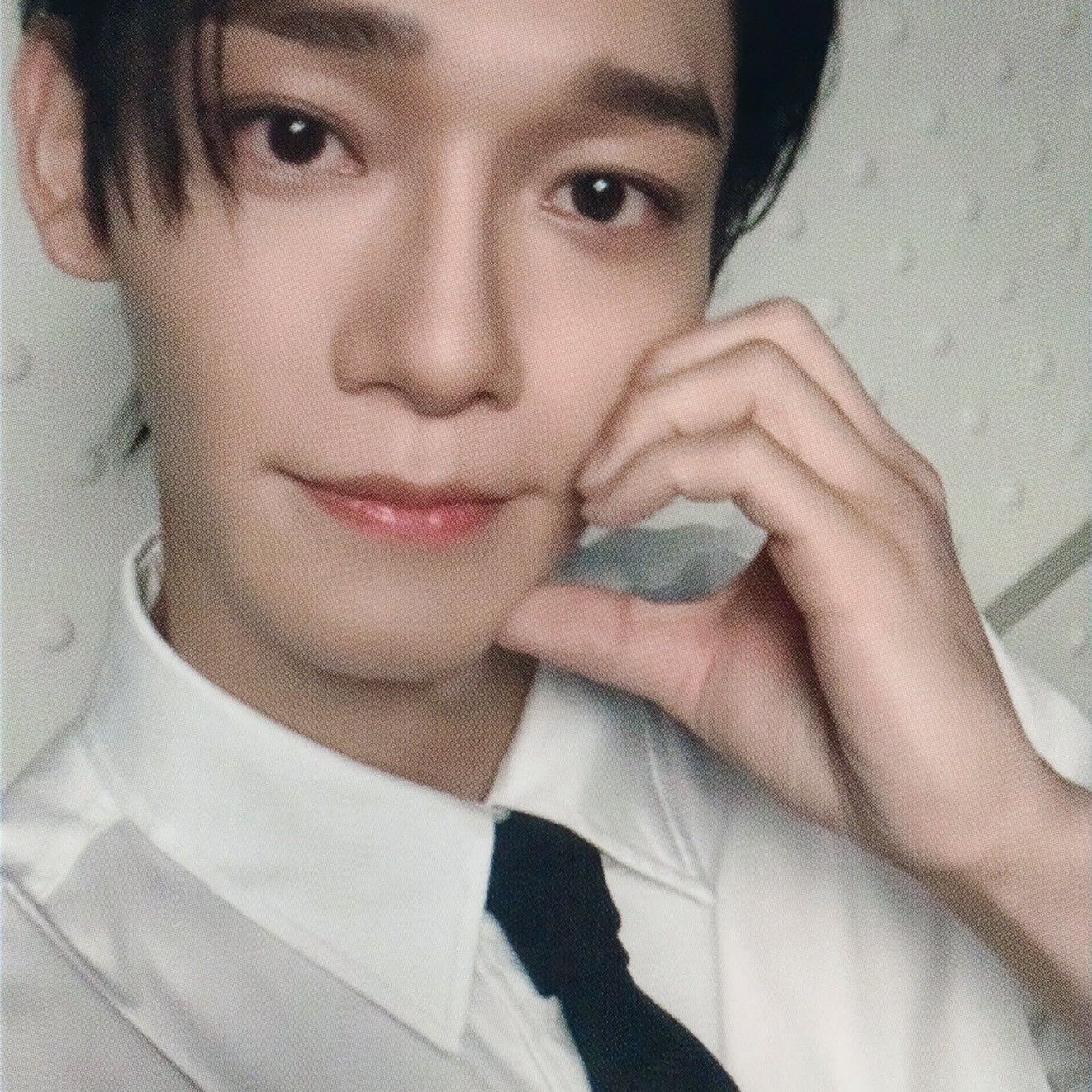 Latest photo of Chen (EXO)