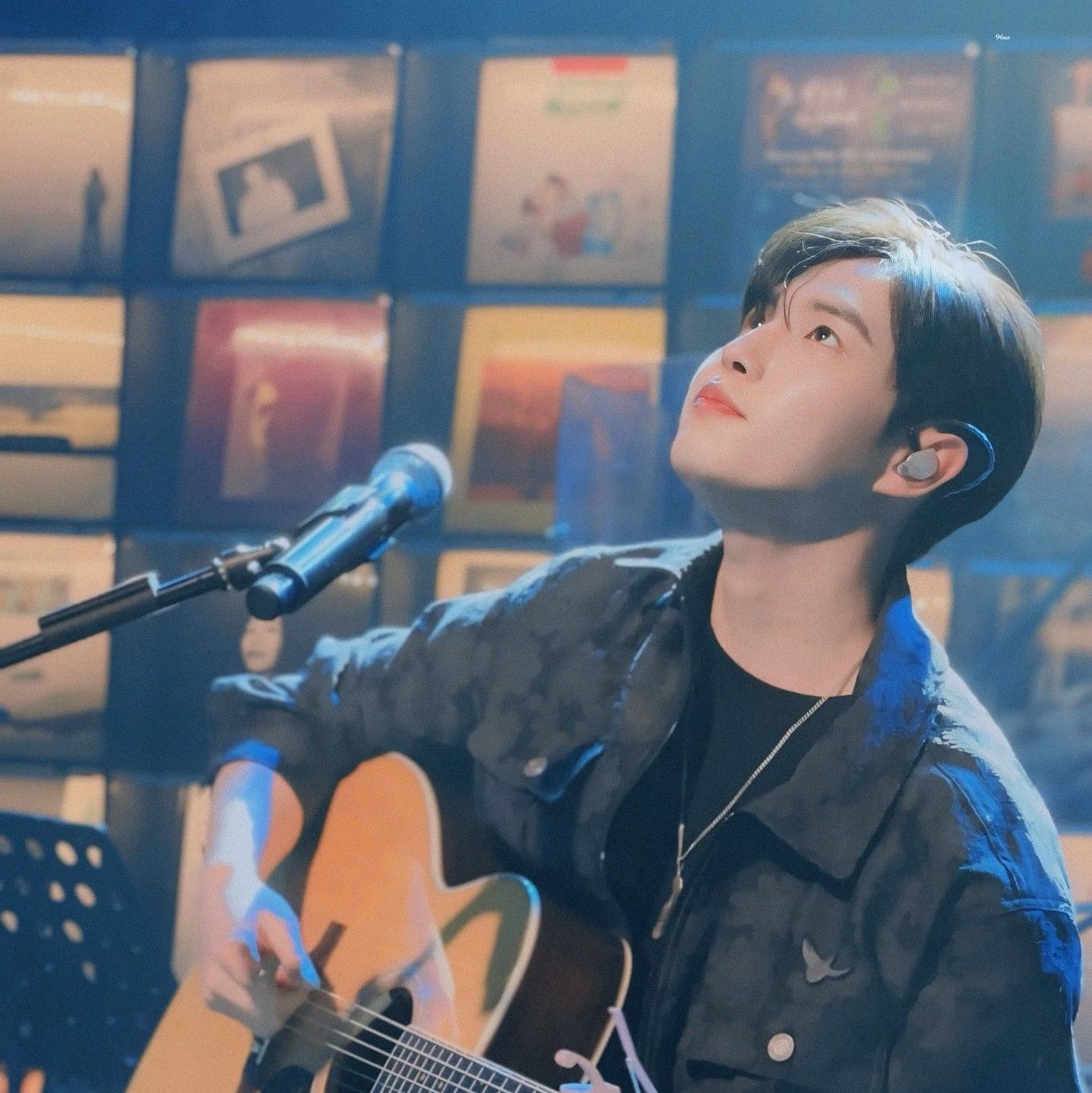 Behind-the-scenes cut of Kim Jaehwan