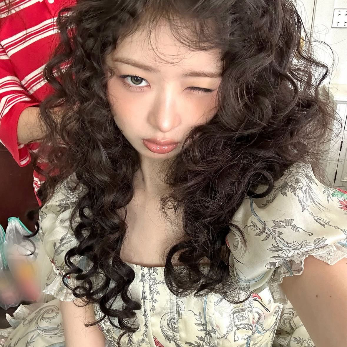 Foto terbaru Rei (IVE)