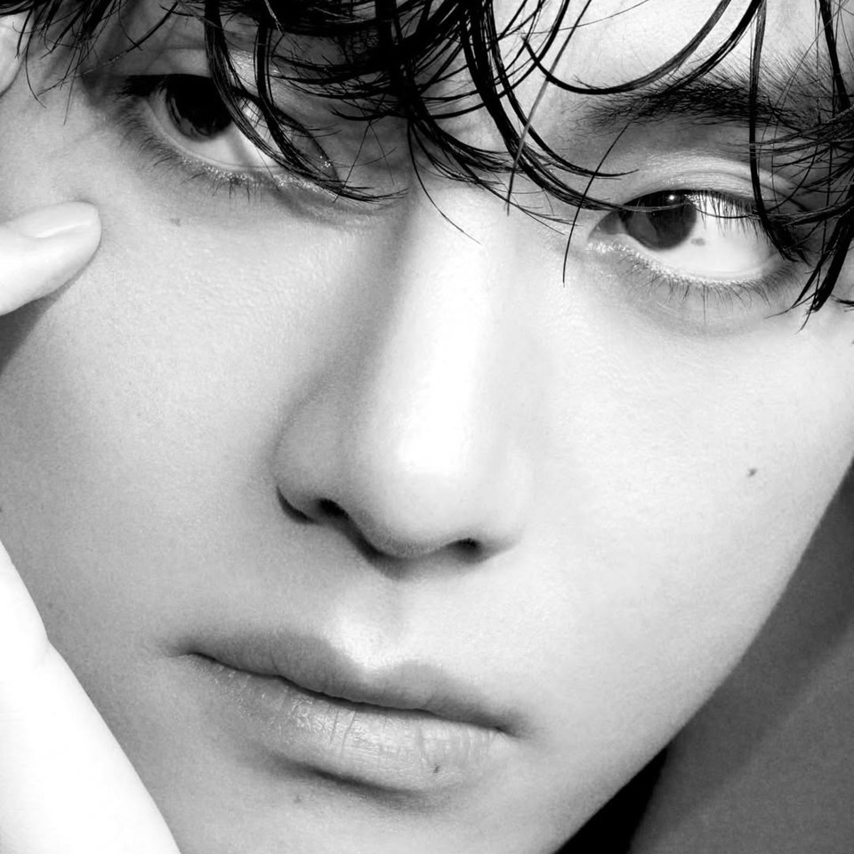 V (BTS)の最新写真