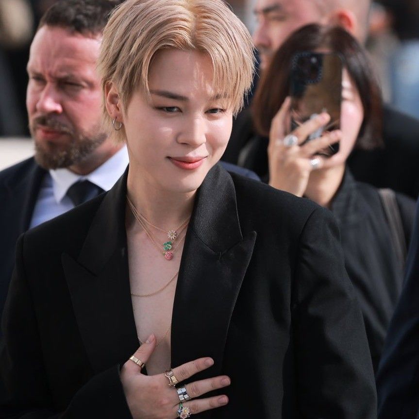 Latest photo of Jimin (BTS)