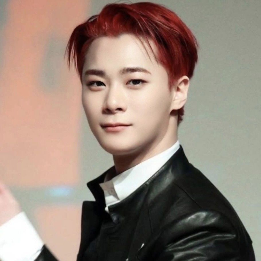 A moment captured by Moonbin (ASTRO)'s fan