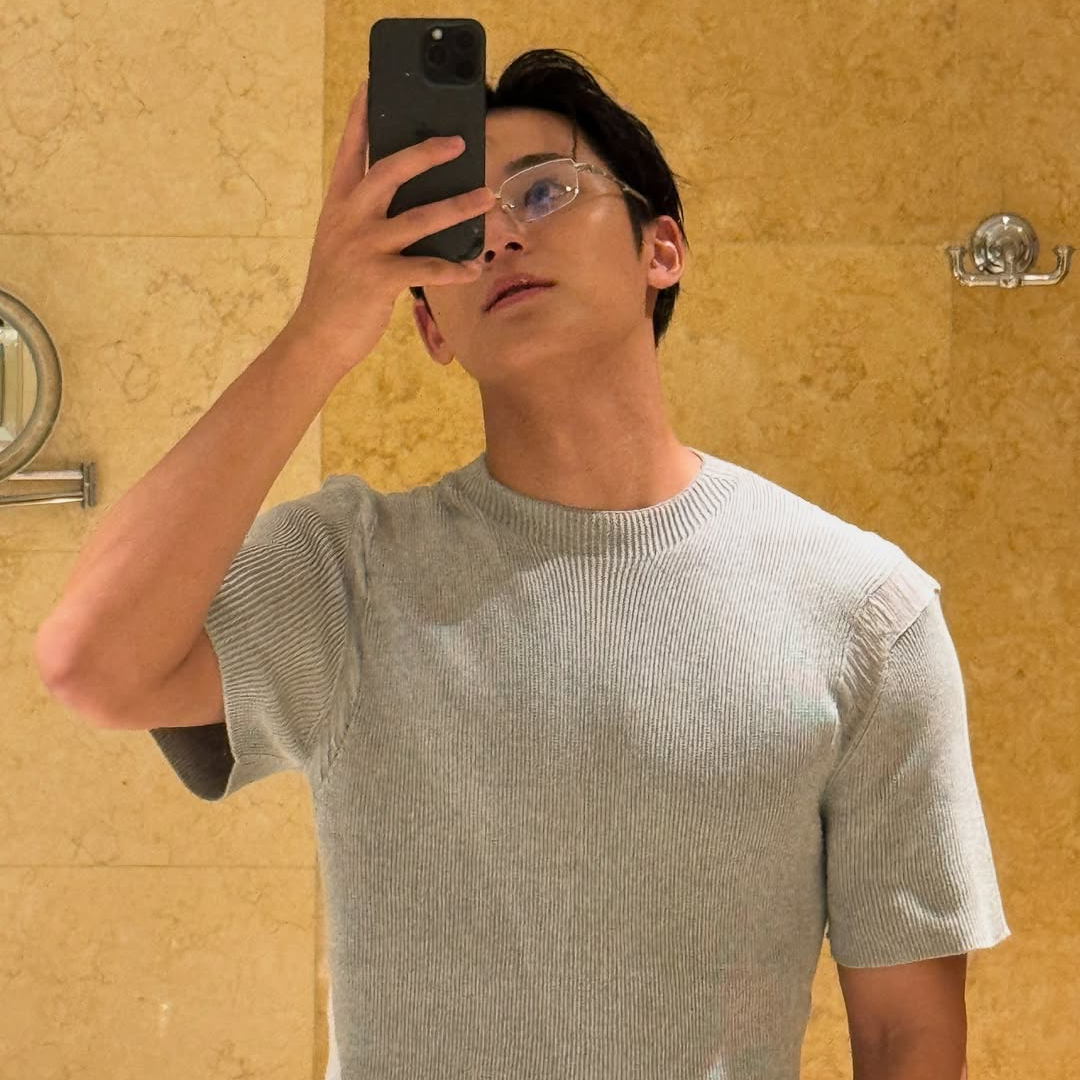 Recent activity shot of Mingyu (SEVENTEEN)
