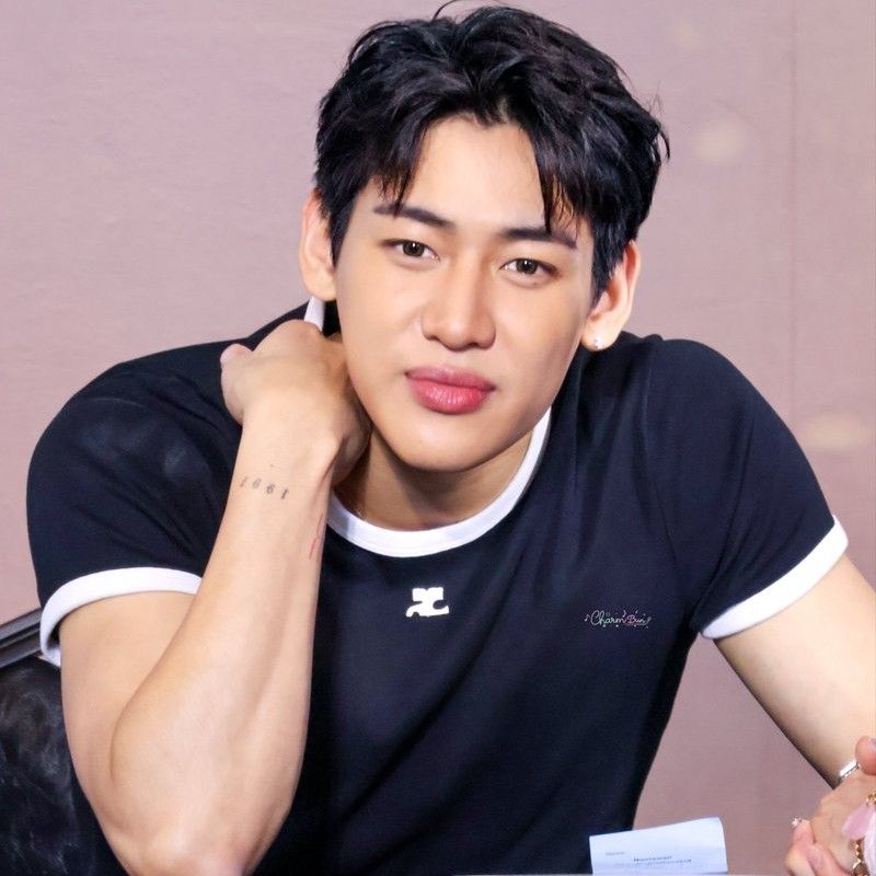 Behind-the-scenes cut of Bambam (GOT7)