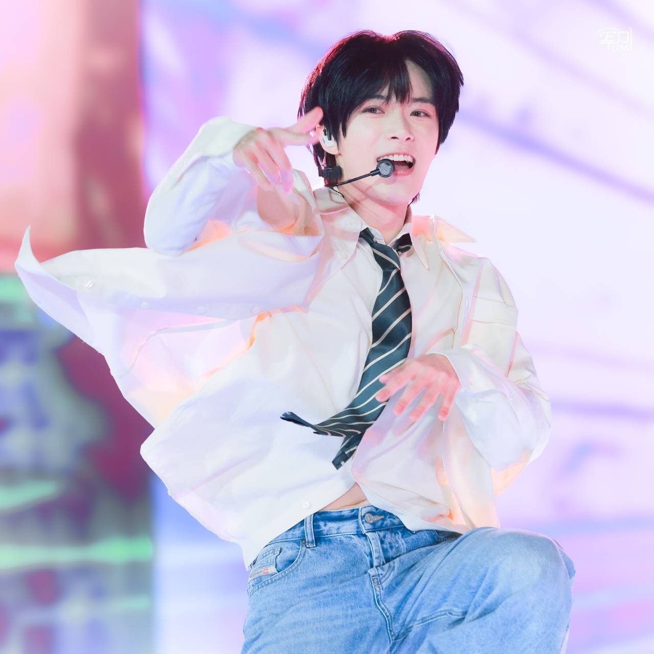 Behind-the-scenes cut of Beomgyu (TOMORROW X TOGETHER)