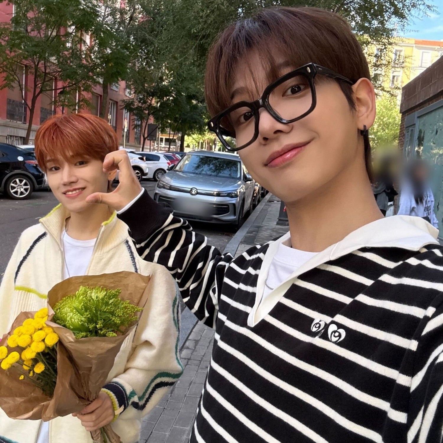 A moment captured by BOYNEXTDOOR's fan