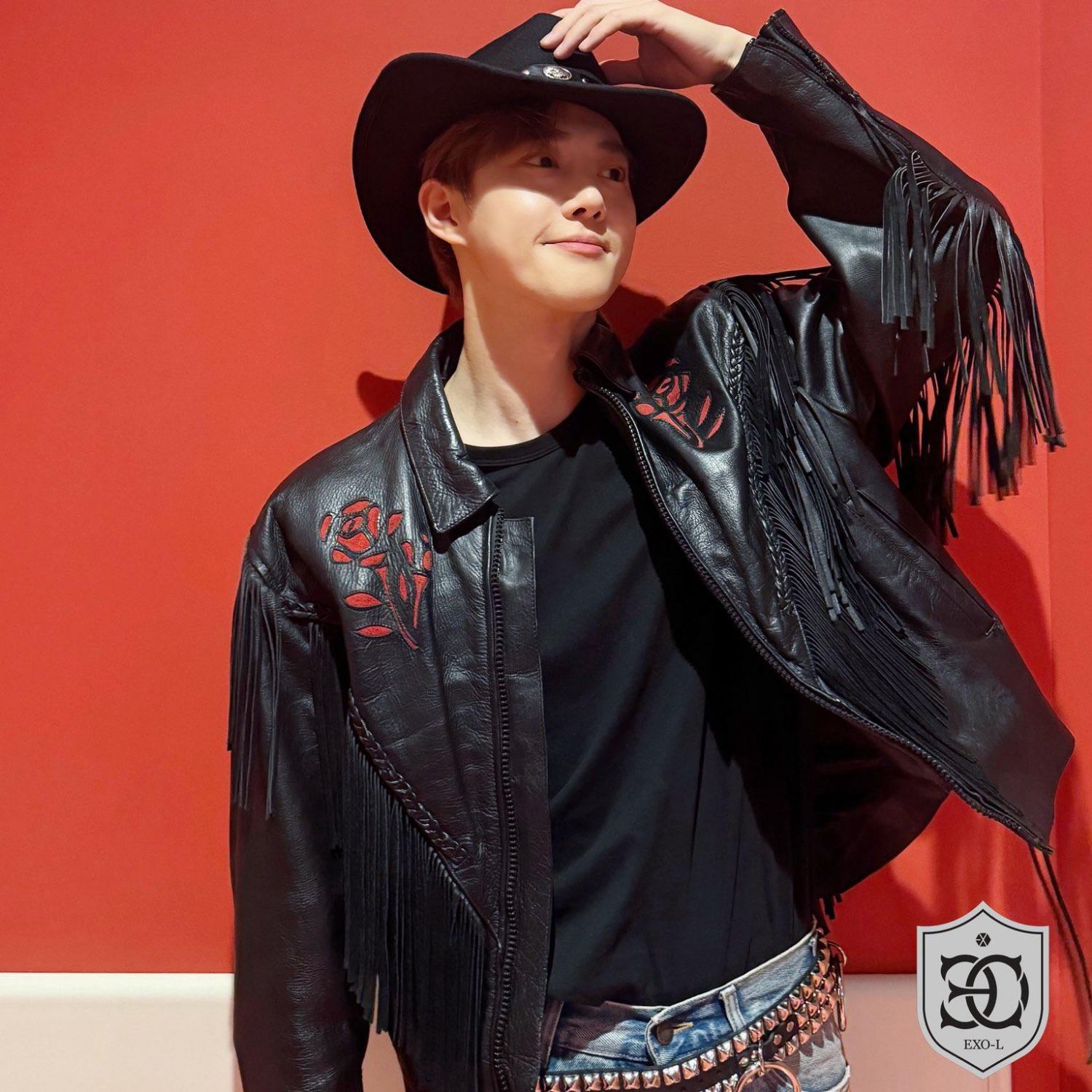 A moment captured by Suho (EXO)'s fan