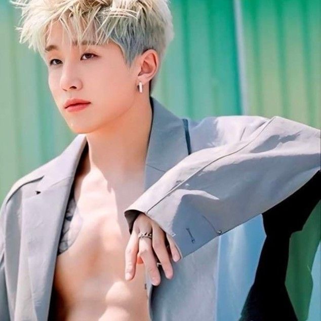 Latest photo of Jinjin (ASTRO)