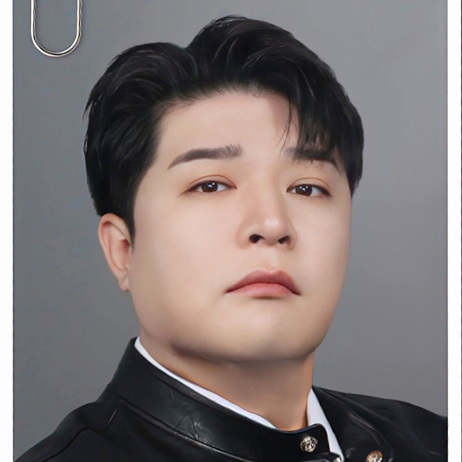 Behind-the-scenes cut of Shindong (Super Junior)