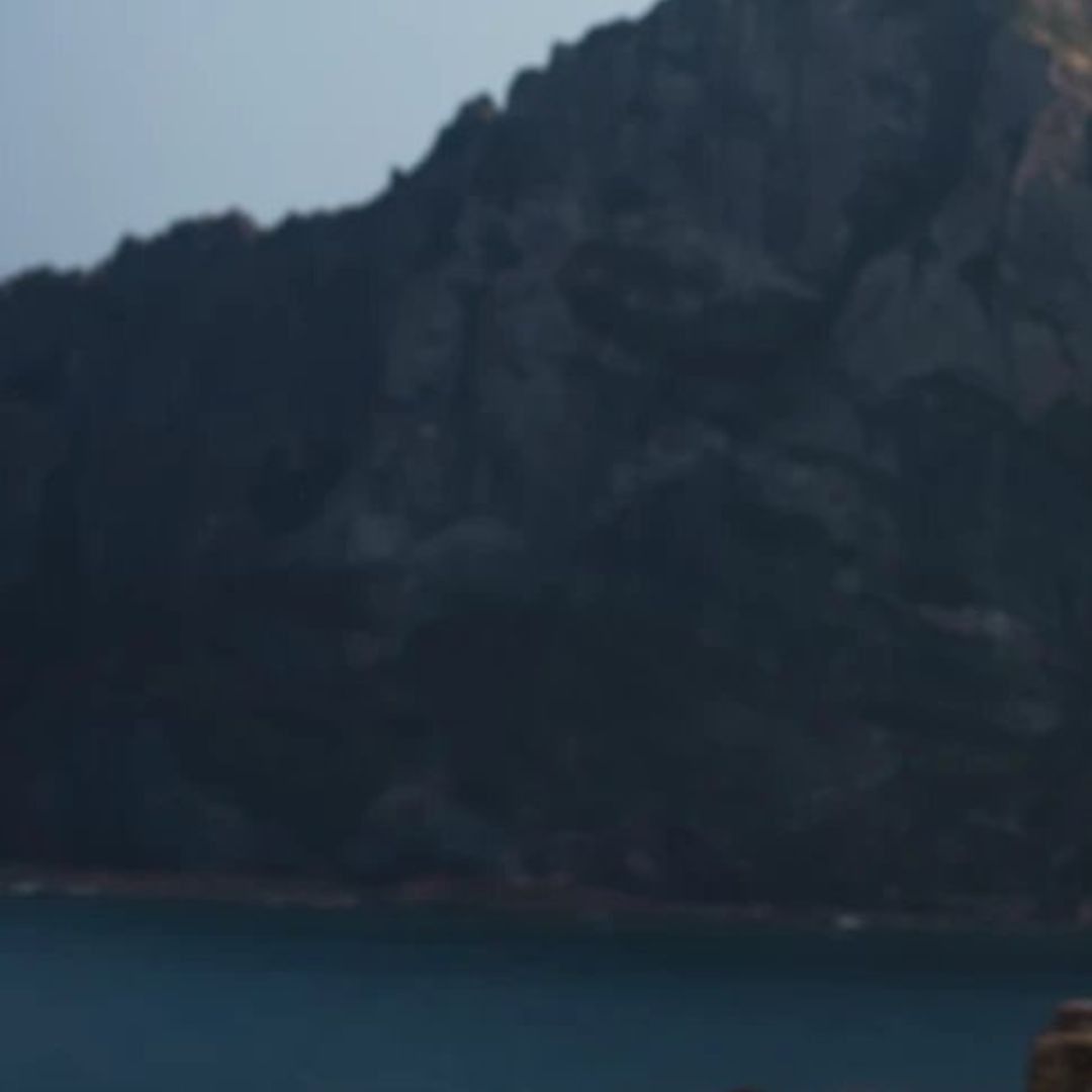 Behind-the-scenes cut of KUN (WayV)