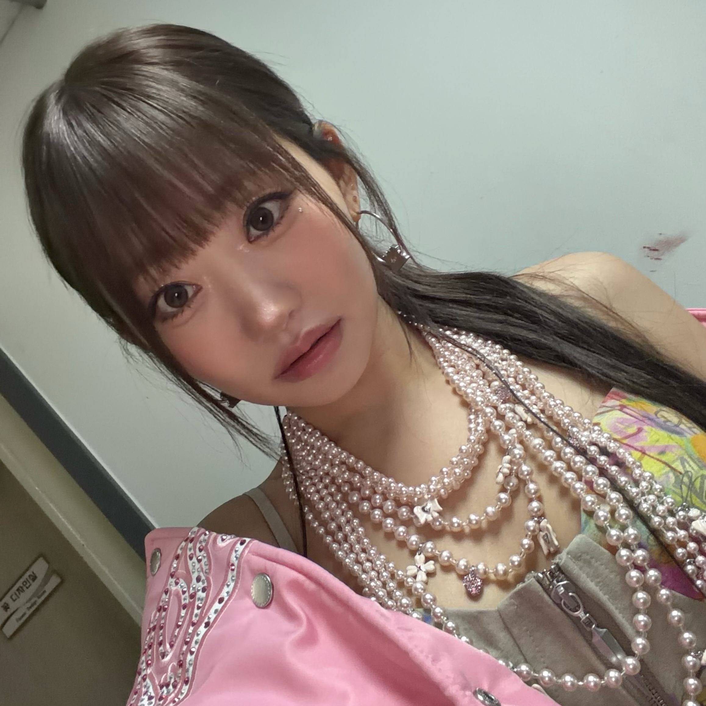 Julie (KISS OF LIFE)的幕后花絮