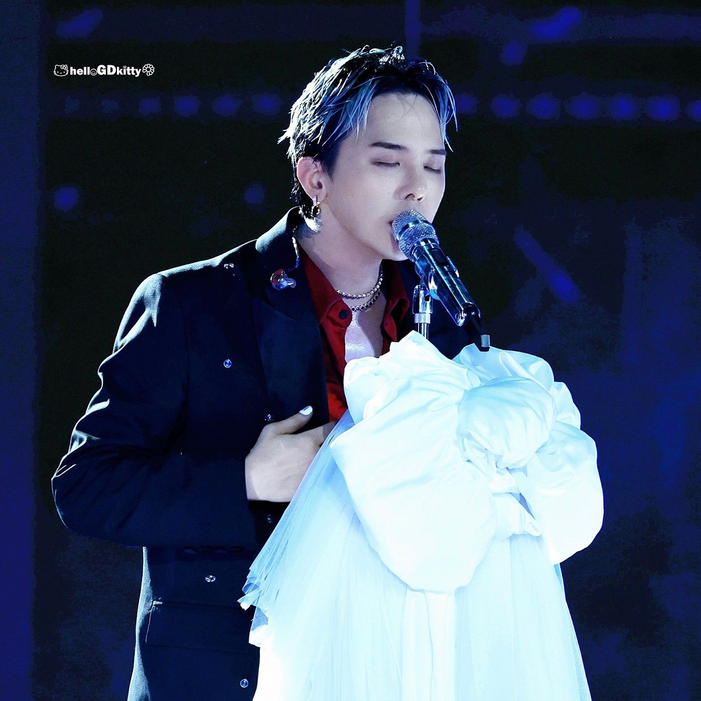 Behind-the-scenes cut of G-DRAGON (BIGBANG)