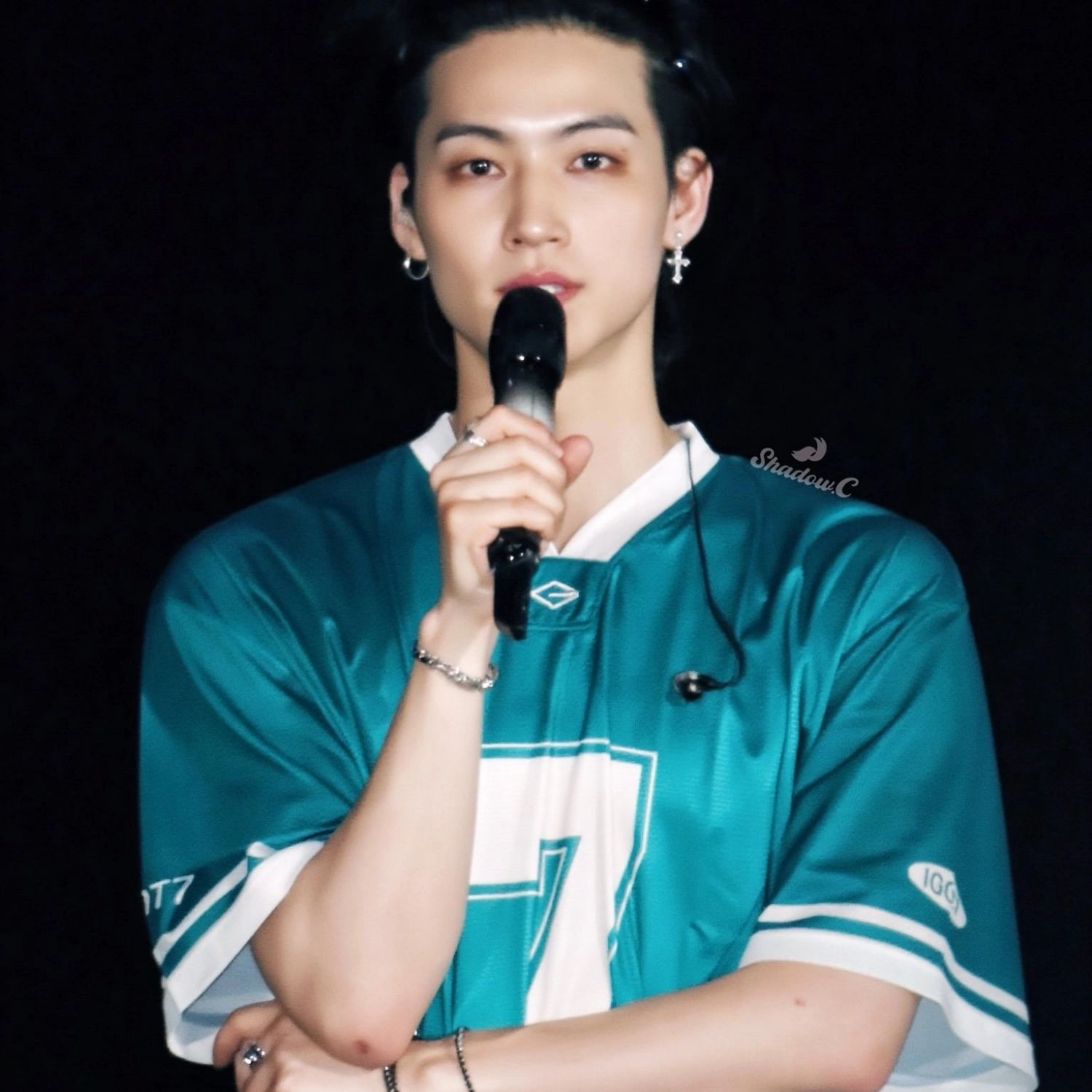 Latest photo of JAY B (GOT7)
