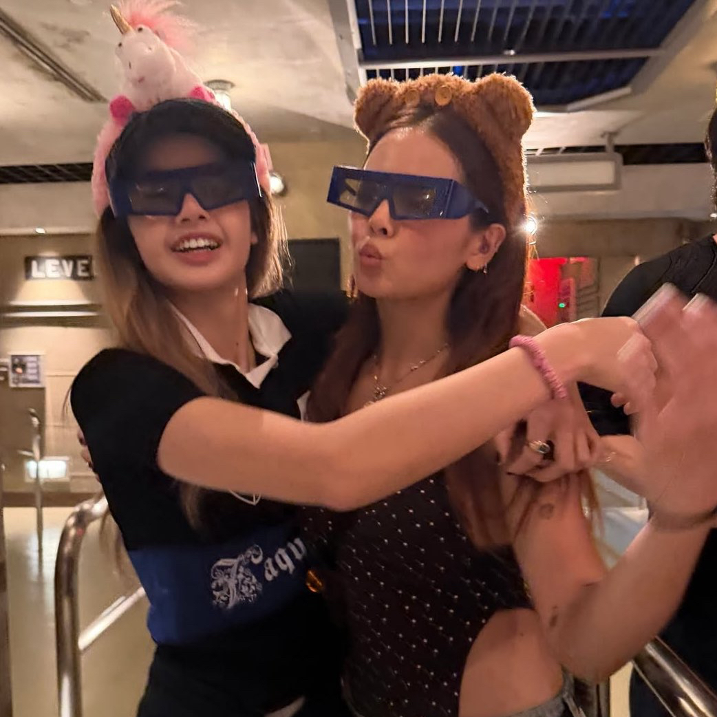 리사 (BLACKPINK) 최근 활동샷