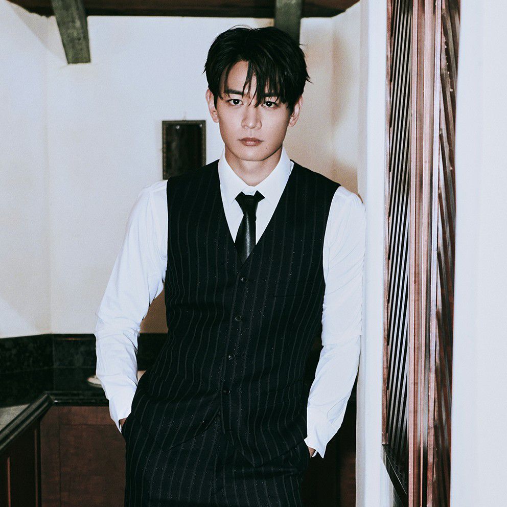 Behind-the-scenes cut of Minho (SHINee)