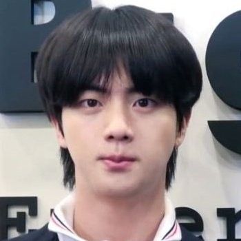 Foto aktivitas terbaru Jin (BTS)