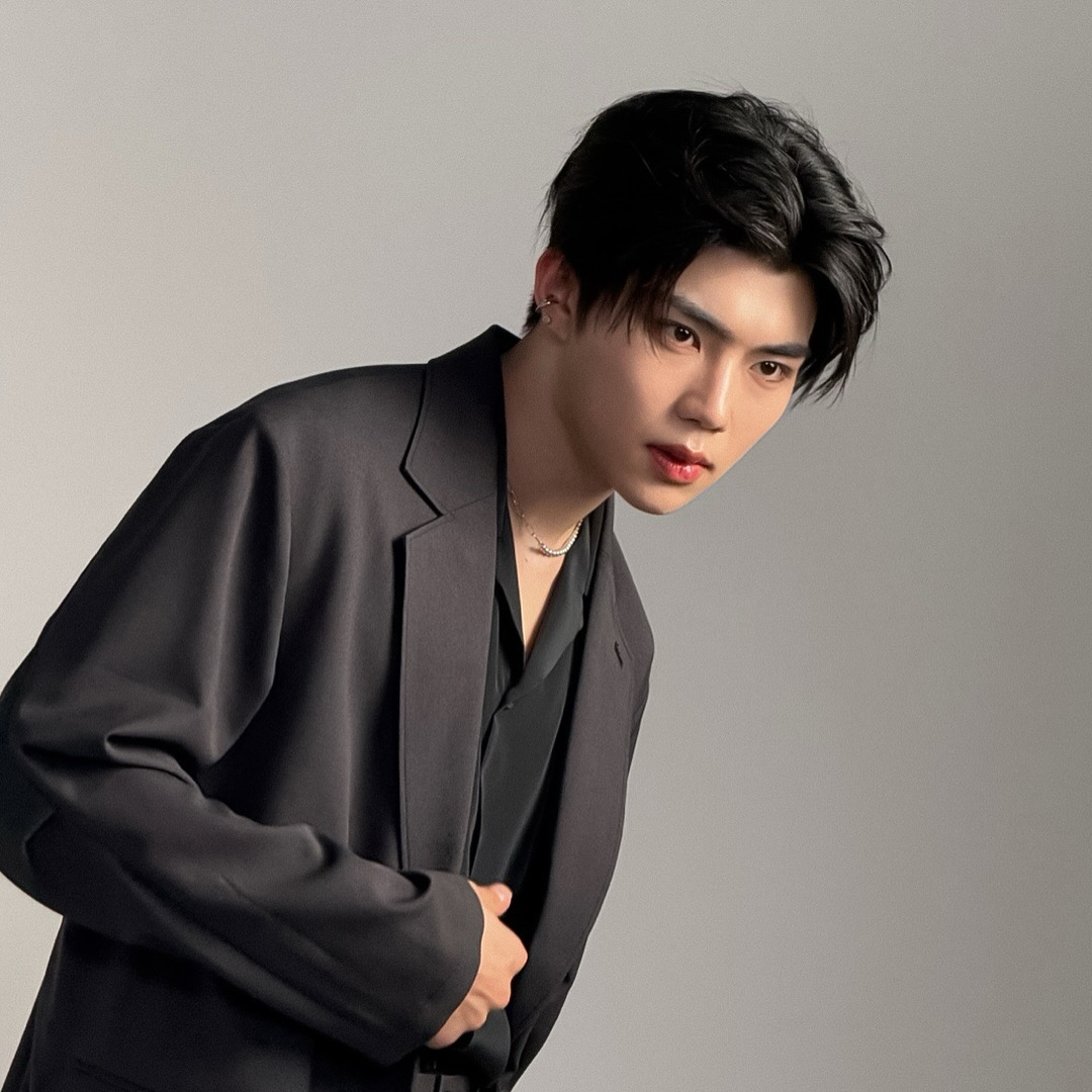 朴乾旭 (ZEROBASEONE)粉絲拍下的瞬間