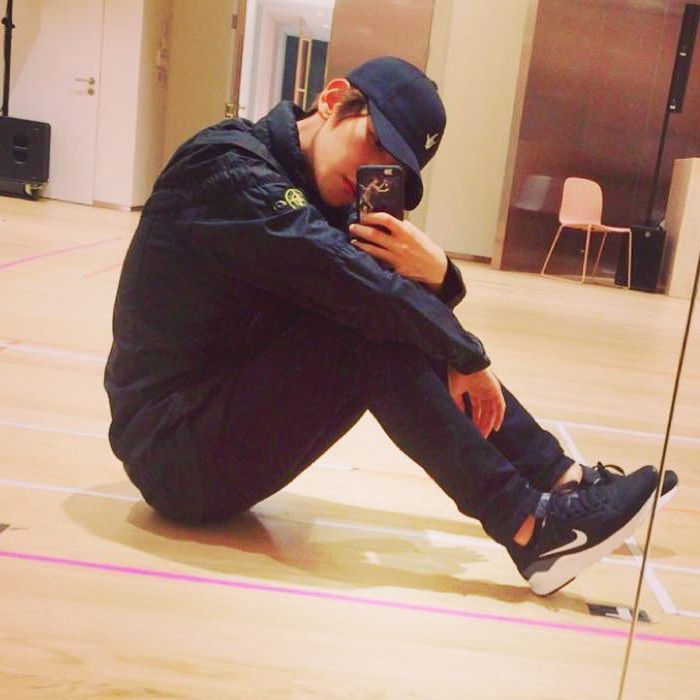 EXO의 비하인드 컷