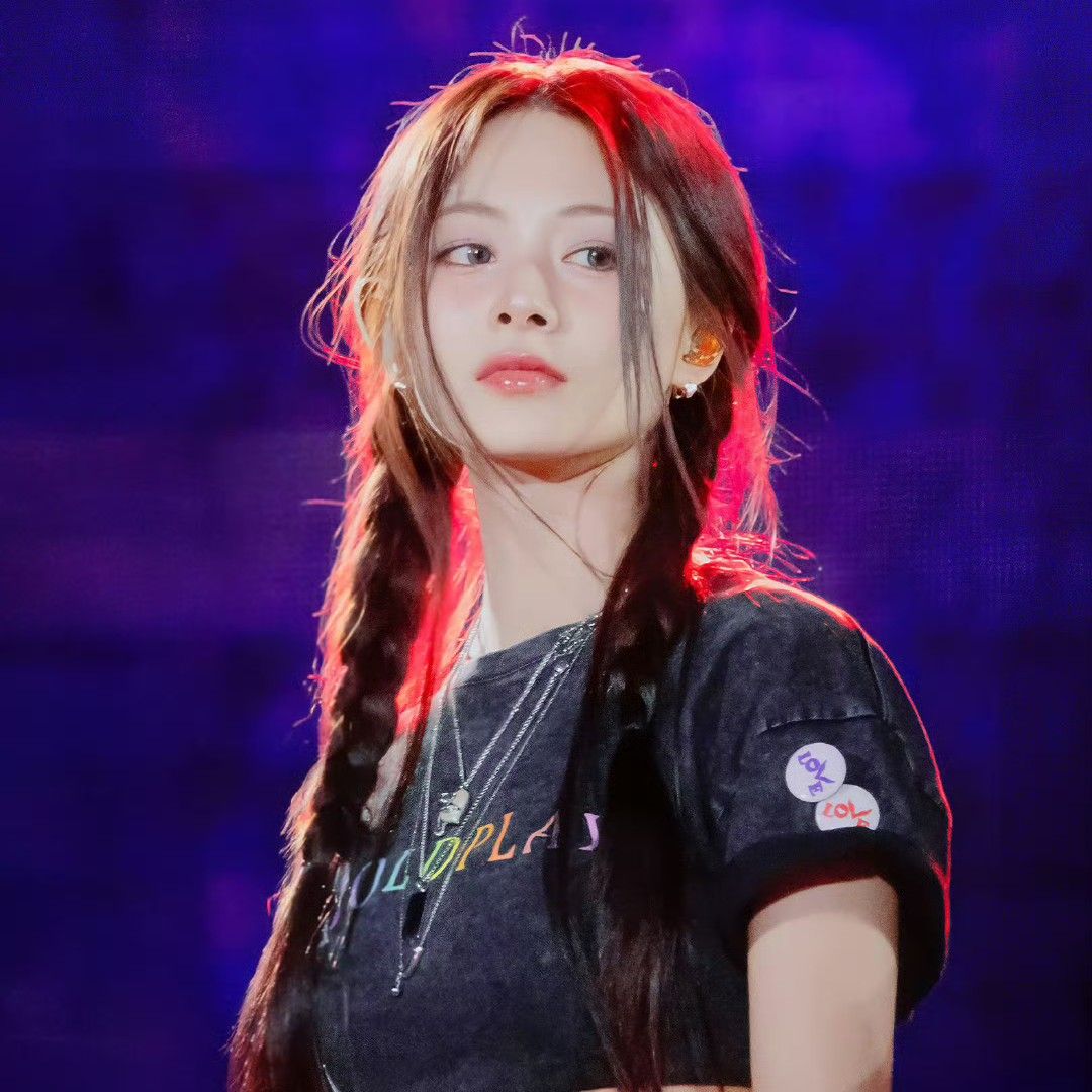 子瑜 (TWICE)的幕后花絮