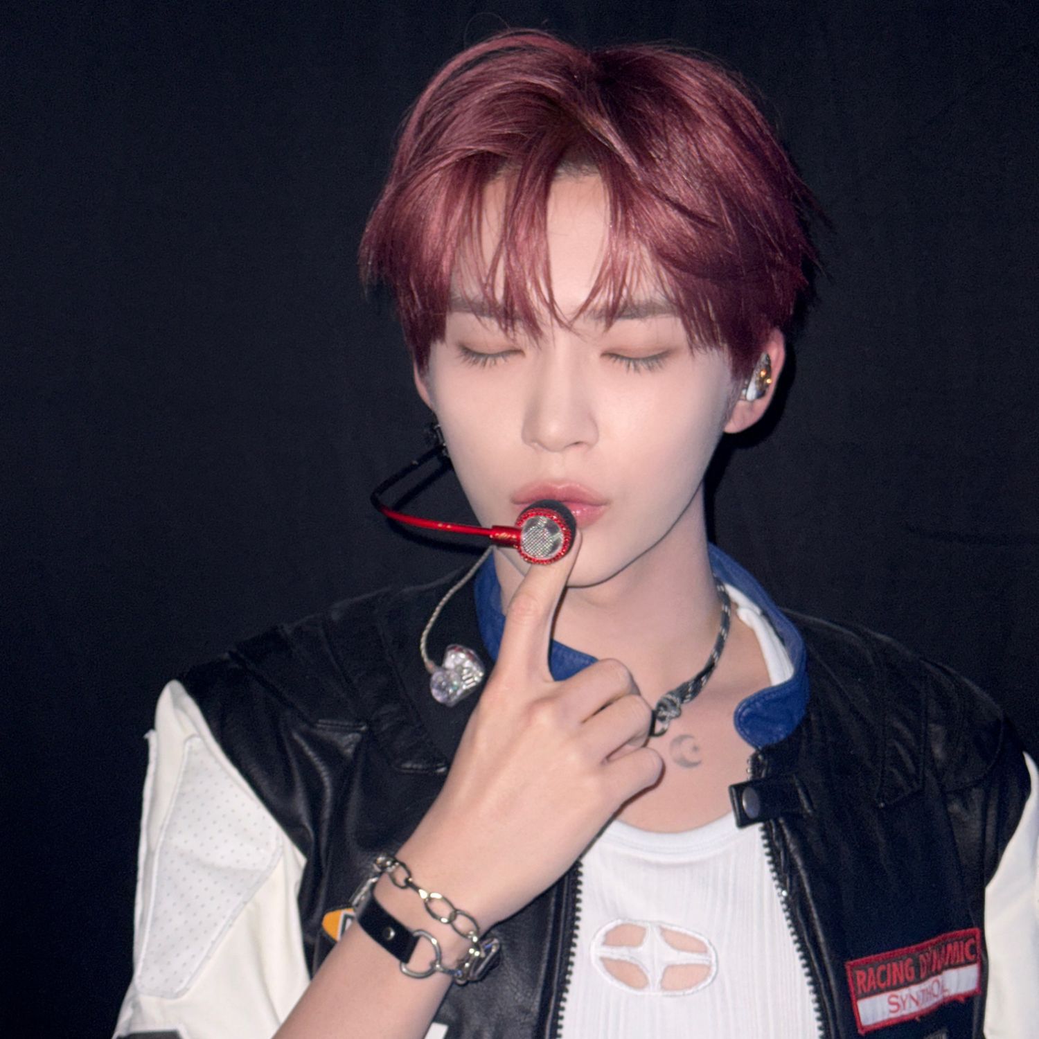 成韩彬 (ZEROBASEONE)的最新活动照片