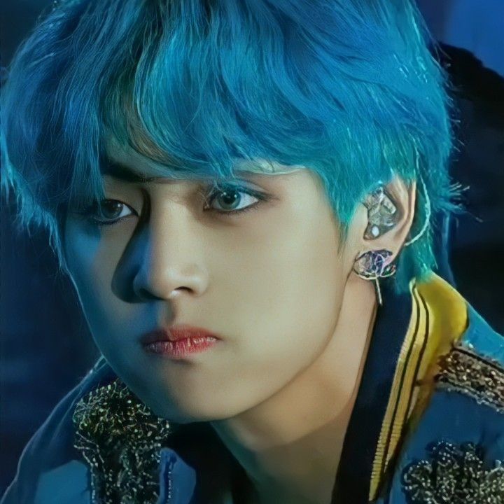 Foto terbaru V (BTS)