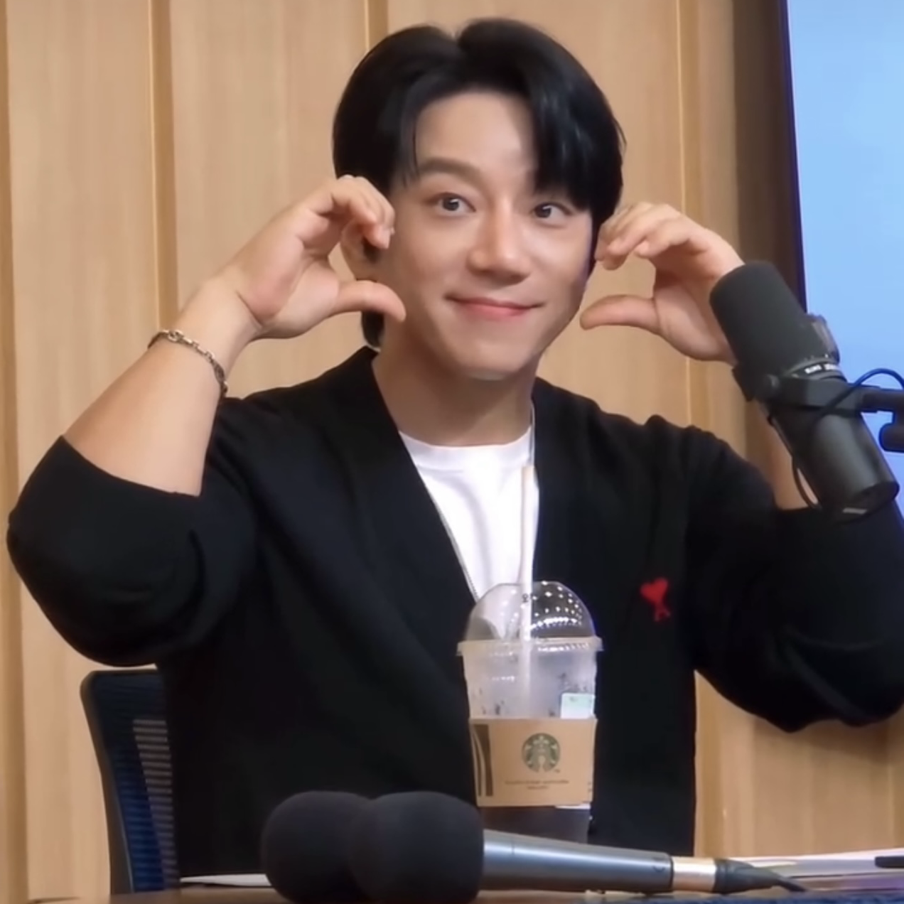 Latest photo of Hwang Chiyeol