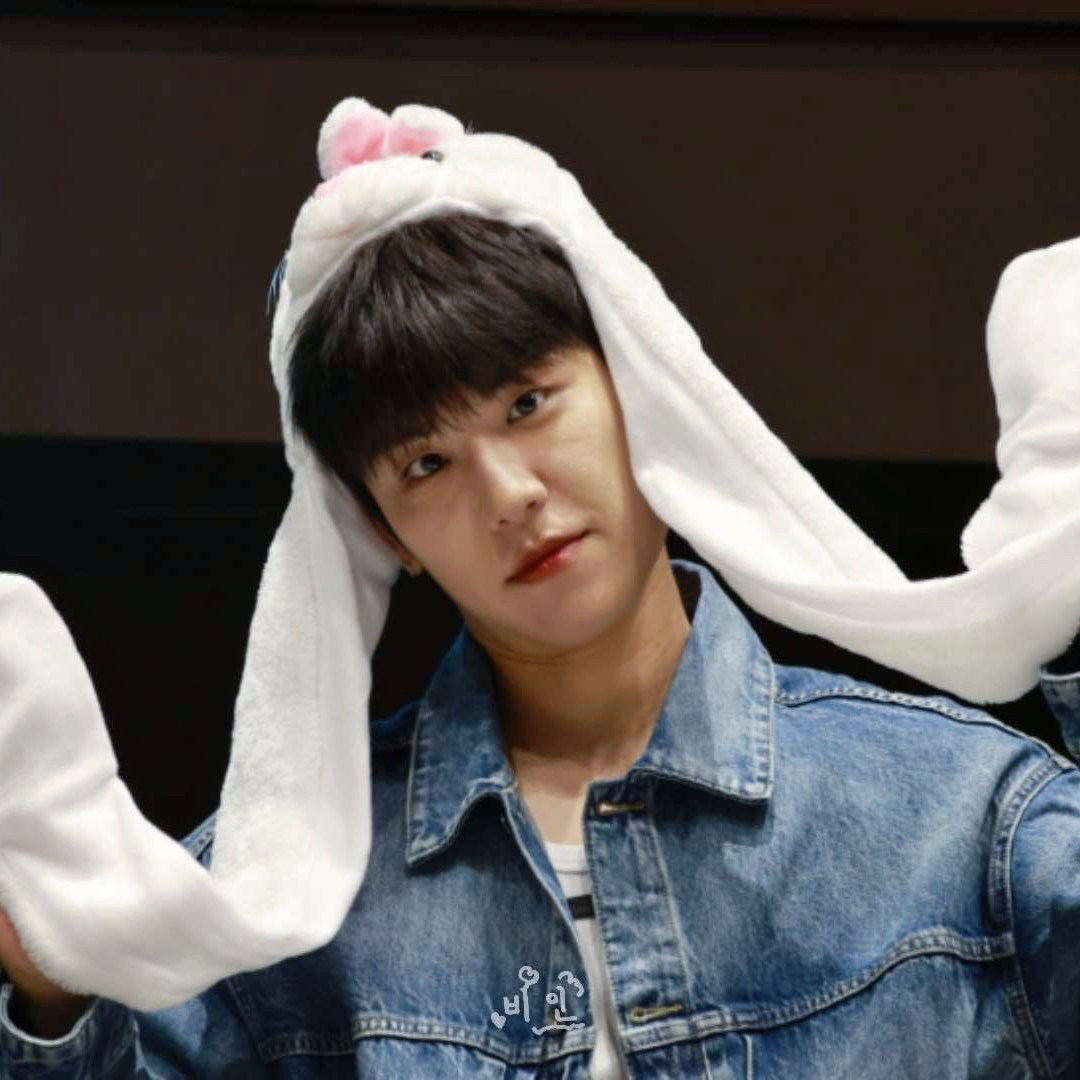 Behind-the-scenes cut of Park Woojin (AB6IX)