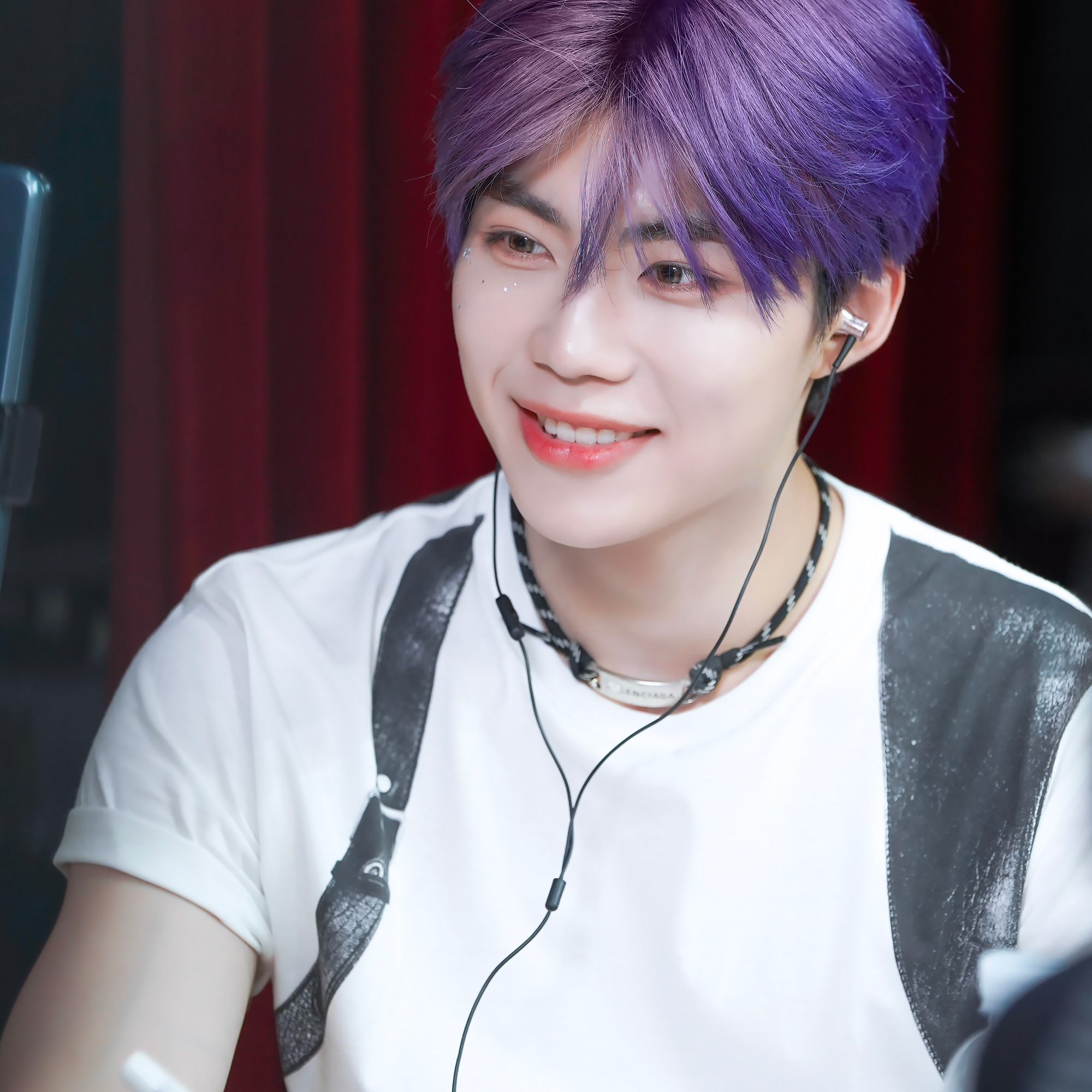 A moment captured by Park Gunwook (ZEROBASEONE)'s fan