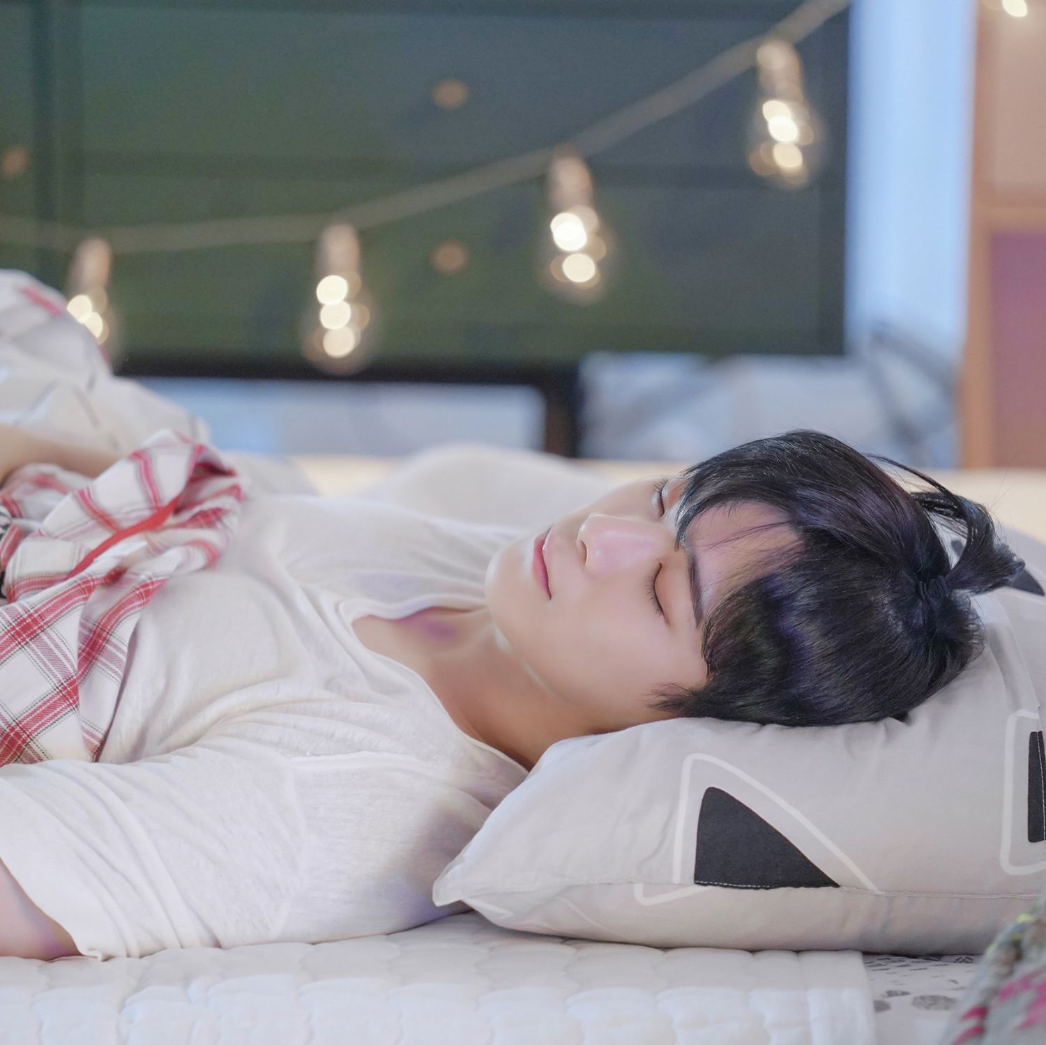 Behind-the-scenes cut of Moonbin (ASTRO)