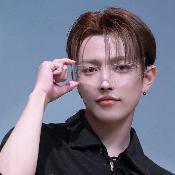 弘中 (ATEEZ)的最新活动照片