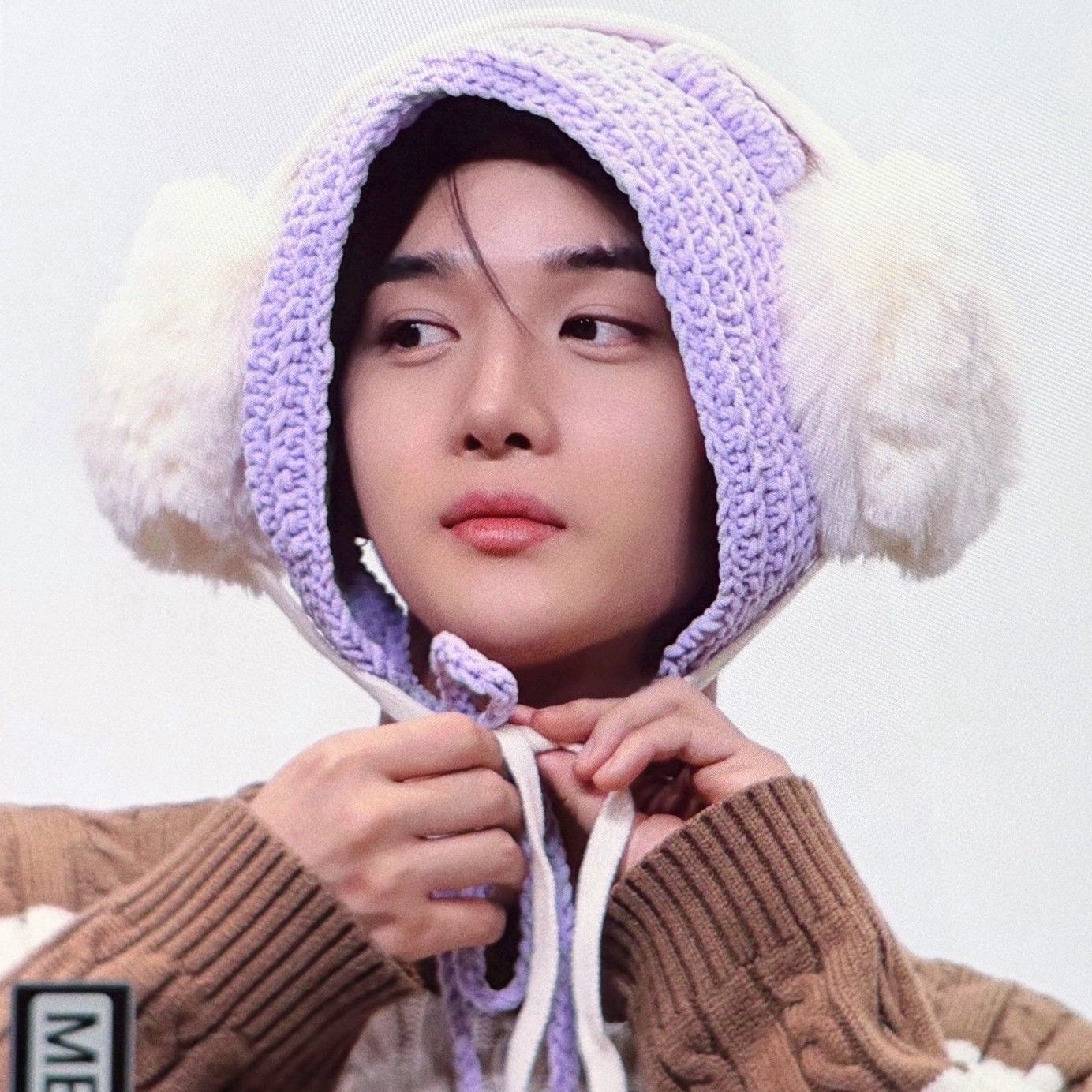 Behind-the-scenes cut of Bae Jinyoung