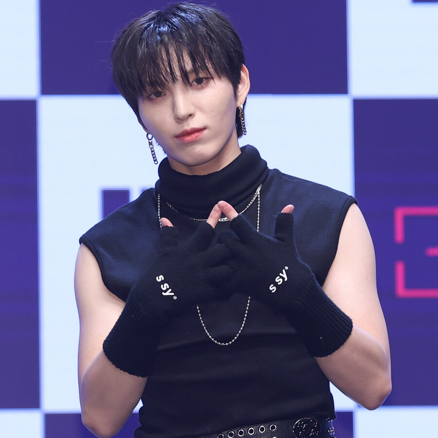 Latest photo of HEECHAN (DKB)